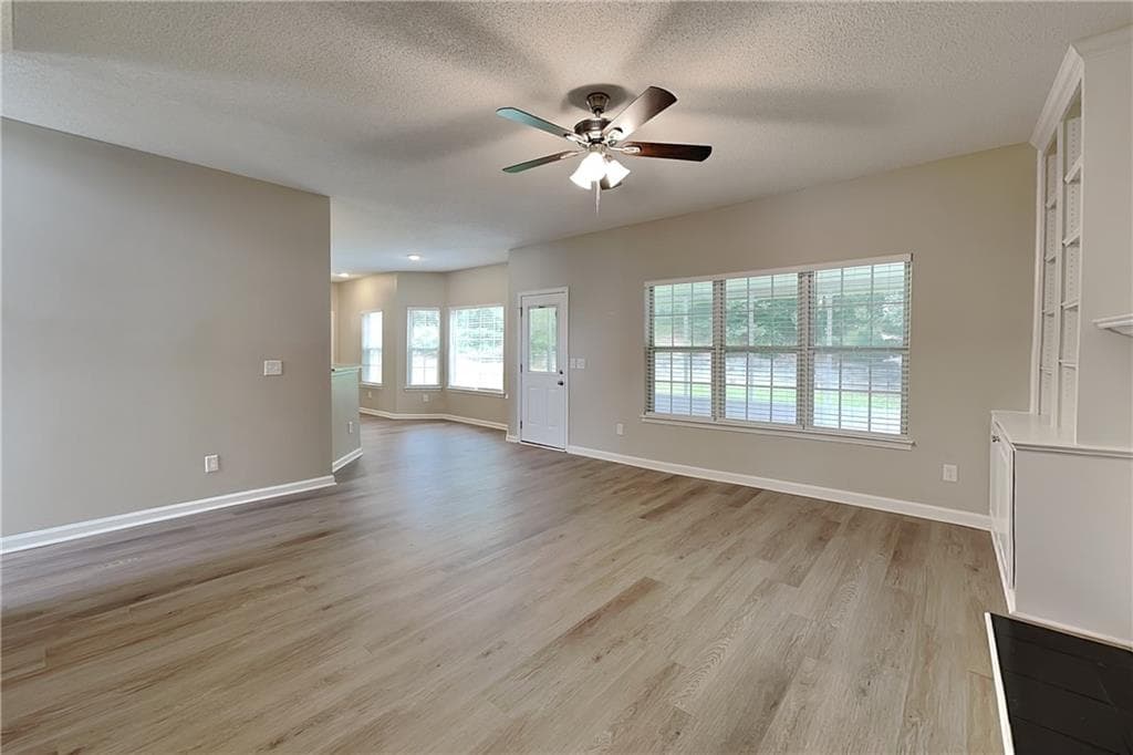 4 bedroom, 3 bathroom, 2,376 sq ft single family residence for rent at 1209 Lainster Drive, Mableton, GA 30126 for $2,495 a month — photo 3