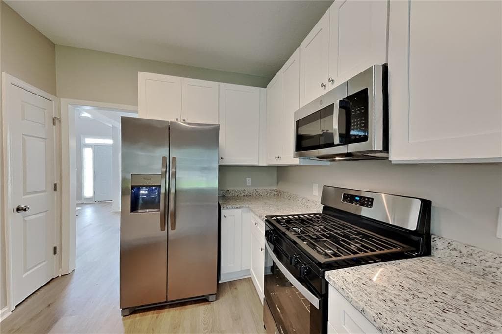 4 bedroom, 3 bathroom, 2,376 sq ft single family residence for rent at 1209 Lainster Drive, Mableton, GA 30126 for $2,495 a month — photo 7