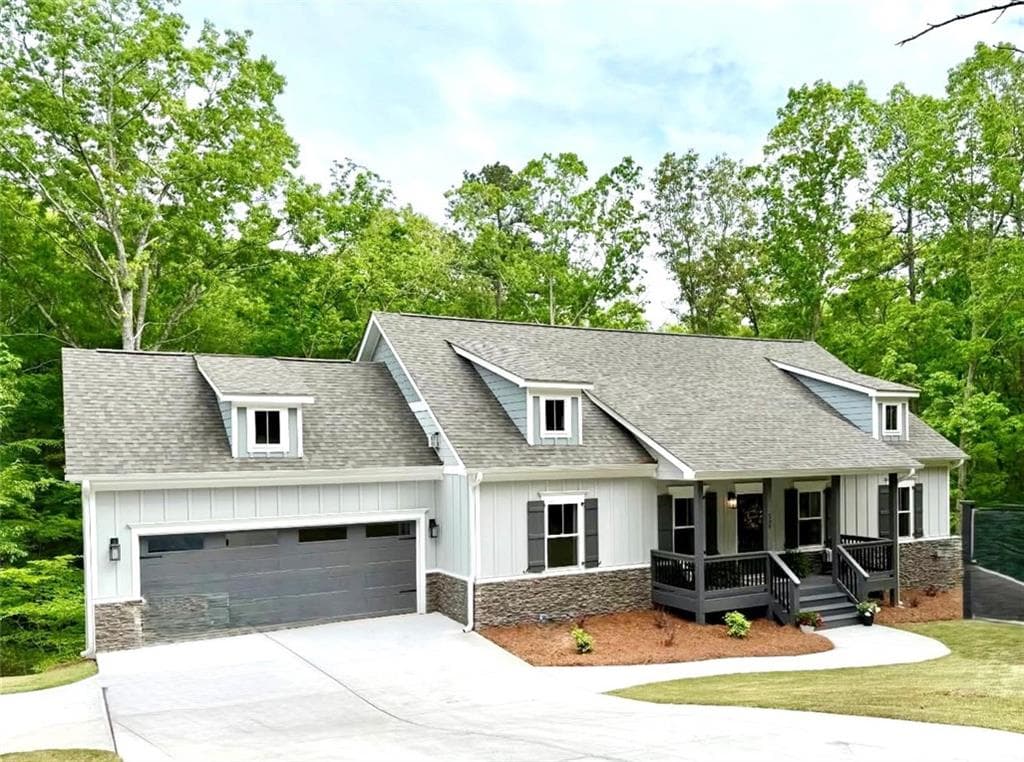 3 bedroom, 2 bathroom, 1,770 sq ft single family residence for sale at 213 Little Coyote Loop, Waleska, GA 30183