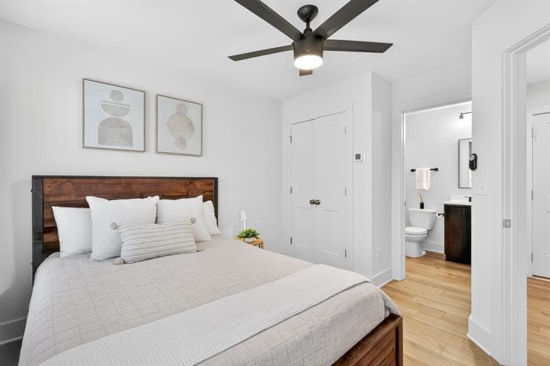 3 bedroom, 3 bathroom, 1,370 sq ft townhouse for sale at 4455 Dandelion Lane, Atlanta, GA 30342 — photo 6