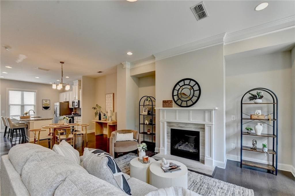 4 bedroom, 4 bathroom, 1,600 sq ft townhouse for sale at 1815 Hislop Lane, Atlanta, GA 30345 — photo 7