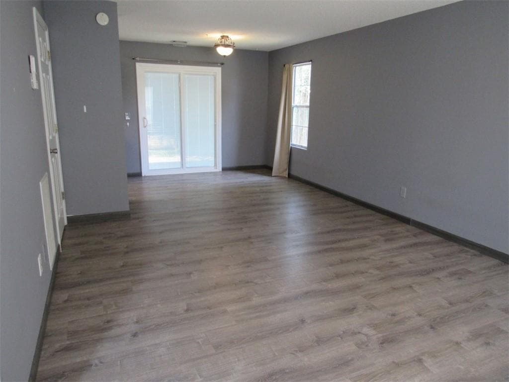 2 bedroom, 3 bathroom, 1,248 sq ft townhouse under contract at 121 Westside, Cartersville, GA 30120 — photo 6