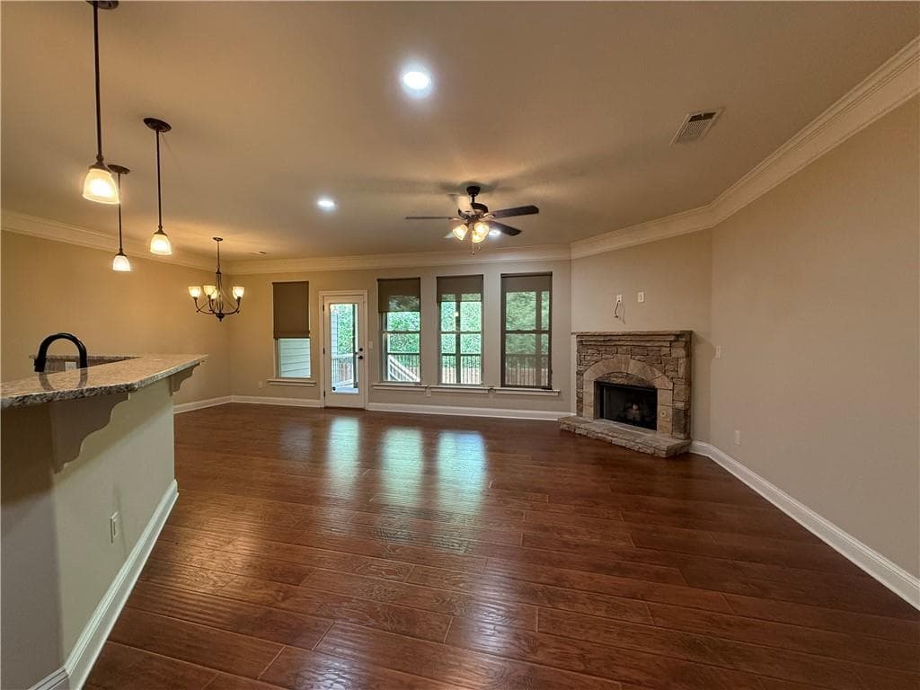 4 bedroom, 4 bathroom, 2,050 sq ft townhouse for rent at 13331 Flamingo Road, Alpharetta, GA 30004 for $2,895 a month — photo 3