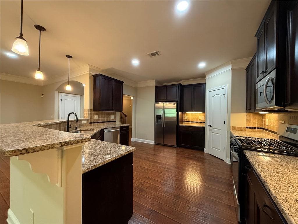 4 bedroom, 4 bathroom, 2,050 sq ft townhouse for rent at 13331 Flamingo Road, Alpharetta, GA 30004 for $2,895 a month — photo 6