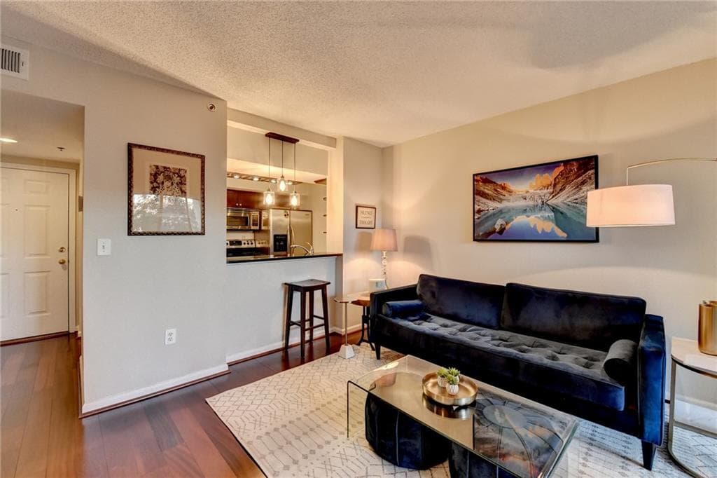 1 bedroom, 1 bathroom, 765 sq ft condominium under contract at 275 13th Street 310, Atlanta, GA 30309
