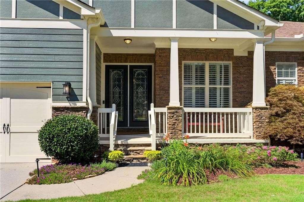 4 bedroom, 4 bathroom, 6,150 sq ft single family residence for sale at 408 Larkspur Drive, Canton, GA 30114 — photo 6
