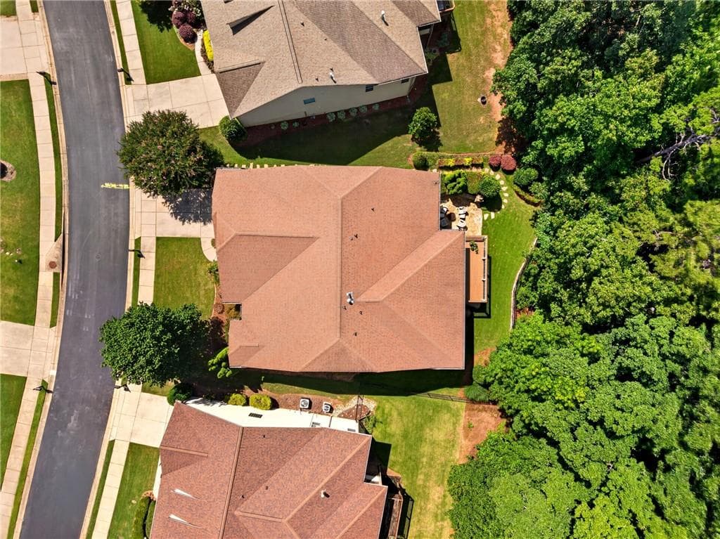 4 bedroom, 4 bathroom, 6,150 sq ft single family residence for sale at 408 Larkspur Drive, Canton, GA 30114 — photo 7