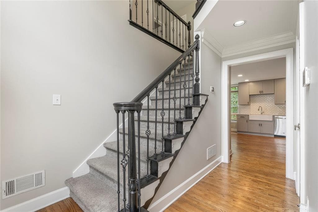 5 bedroom, 4 bathroom, 3,674 sq ft single family residence for sale at 1460 Midland Way, Lawrenceville, GA 30043 — photo 7