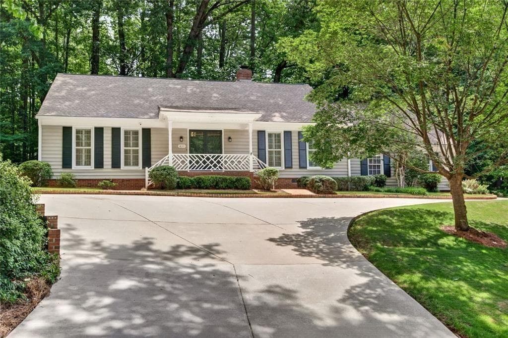 3 bedroom, 4 bathroom, 2,268 sq ft single family residence sold at 1855 Bedfordshire Court, Decatur, GA 30033