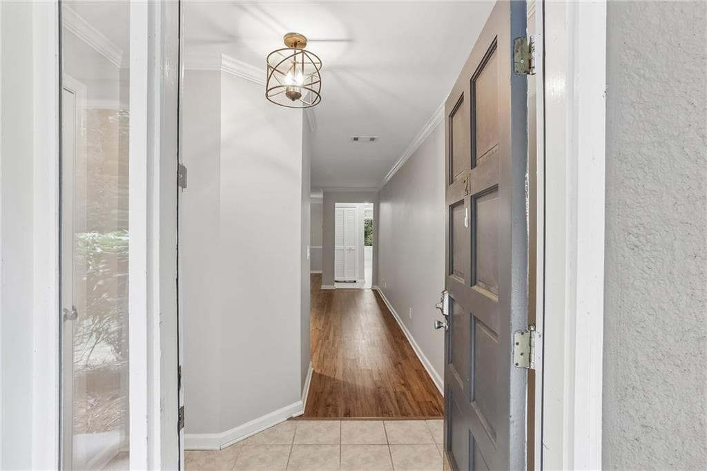 3 bedroom, 2 bathroom, 1,550 sq ft condominium under contract at 21 Brittany Way, Atlanta, GA 30324 — photo 7