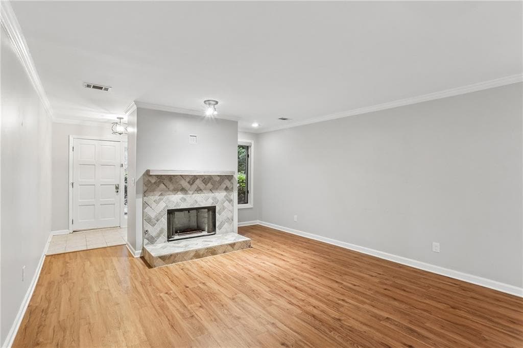 3 bedroom, 2 bathroom, 1,550 sq ft condominium under contract at 21 Brittany Way, Atlanta, GA 30324 — photo 8
