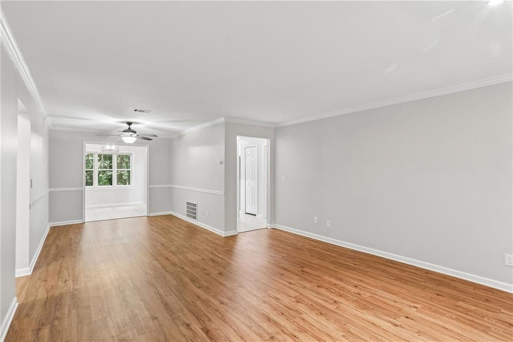 3 bedroom, 2 bathroom, 1,550 sq ft condominium under contract at 21 Brittany Way, Atlanta, GA 30324 — photo 9