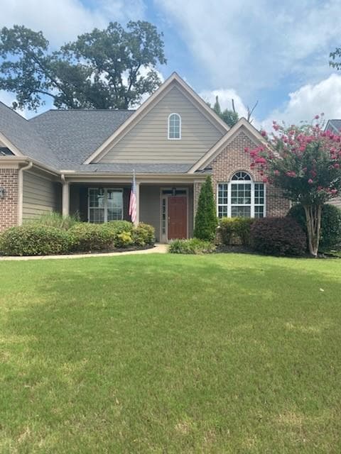 4 bedroom, 2 bathroom, 1,955 sq ft single family residence sold at 52 Cottage Walk, Cartersville, GA 30121