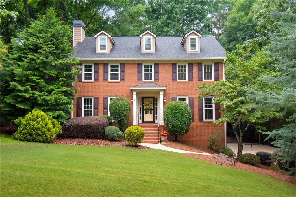 4 bedroom, 3 bathroom, 2,568 sq ft single family residence for rent at 320 Derby Ridge Trace, Roswell, GA 30075 for $3,600 a month — photo 1 of 65