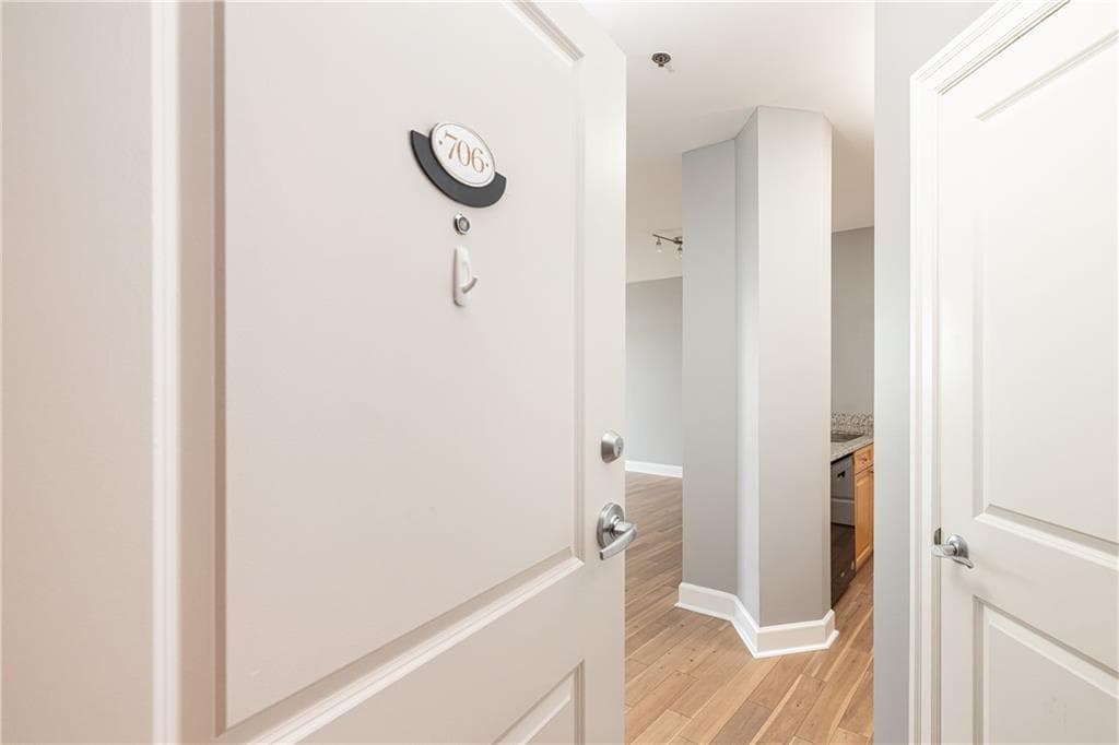 1 bedroom, 1 bathroom, 874 sq ft condominium for rent at 325 E Paces Ferry Road 706, Atlanta, GA 30305 for $2,000 a month — photo 3