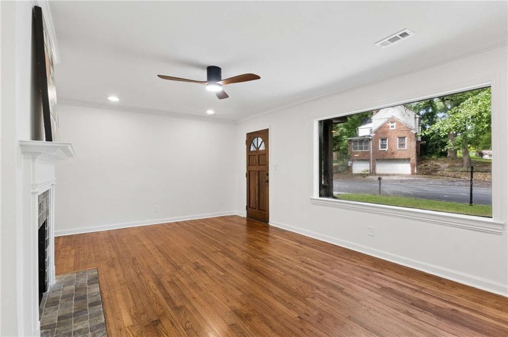 4 bedroom, 2 bathroom, 1,859 sq ft single family residence for sale at 418 Shannon Drive, Atlanta, GA 30310 — photo 5