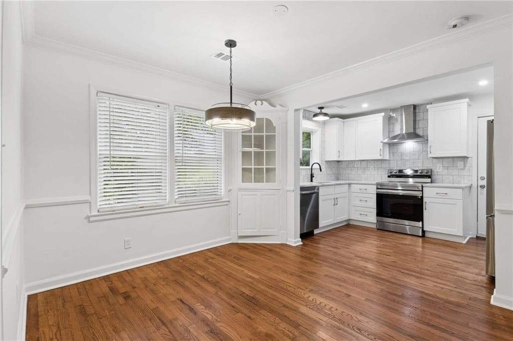 4 bedroom, 2 bathroom, 1,859 sq ft single family residence for sale at 418 Shannon Drive, Atlanta, GA 30310 — photo 7