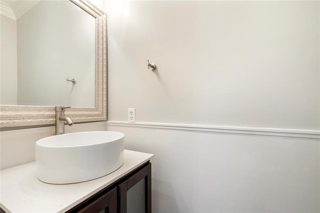 5 bedroom, 4 bathroom, 4,060 sq ft single family residence for rent at 111 Planterra Way, Peachtree City, GA 30269 for $4,450 a month — photo 6