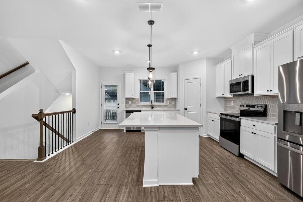 3 bedroom, 4 bathroom, 1,967 sq ft townhouse under contract at 502 Provence Gate Lane, Lawrenceville, GA 30044 — photo 7