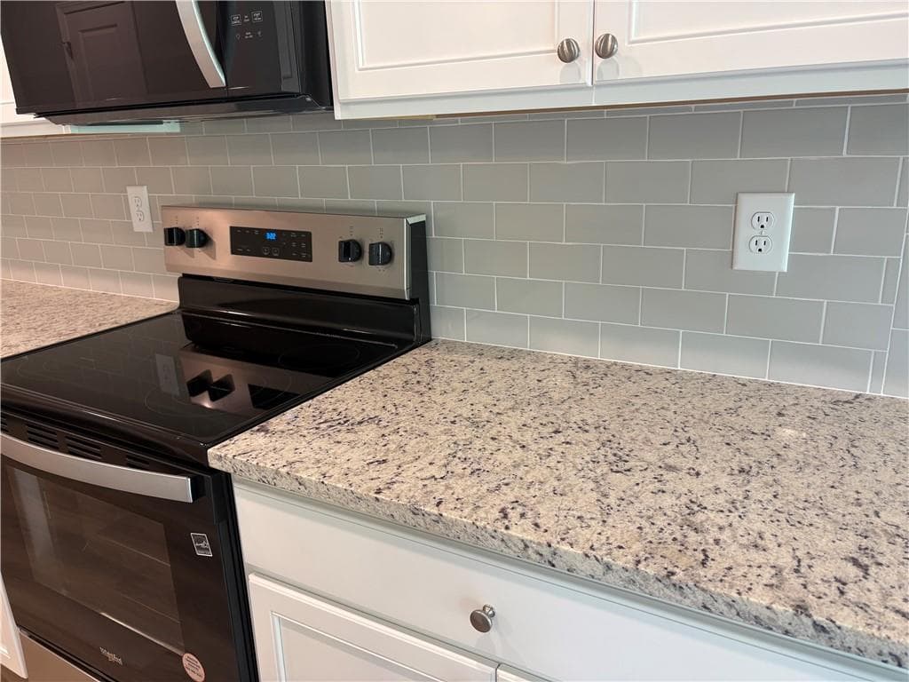 4 bedroom, 3 bathroom, 2,000 sq ft townhouse for sale at 5282 Fox Den Road, Oakwood, GA 30566 — photo 9
