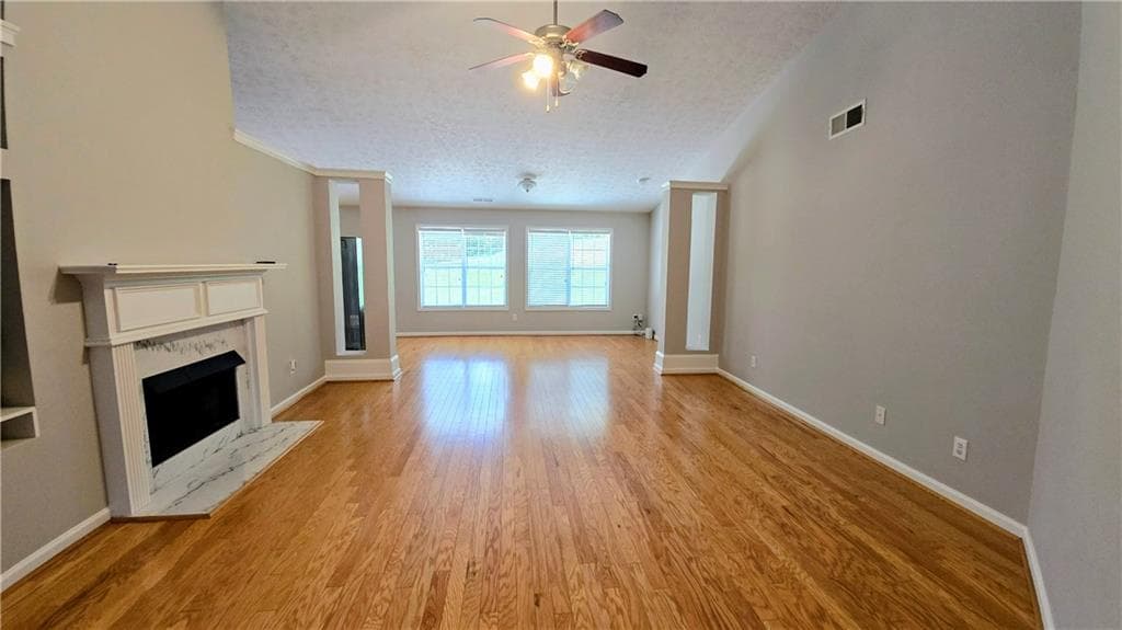 3 bedroom, 2 bathroom, 2,560 sq ft single family residence for sale at 272 Leatherwood Court, Lawrenceville, GA 30043 — photo 8