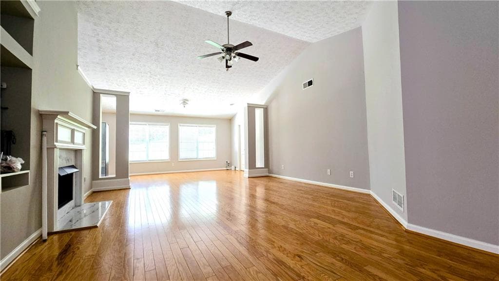 3 bedroom, 2 bathroom, 2,560 sq ft single family residence for sale at 272 Leatherwood Court, Lawrenceville, GA 30043 — photo 9