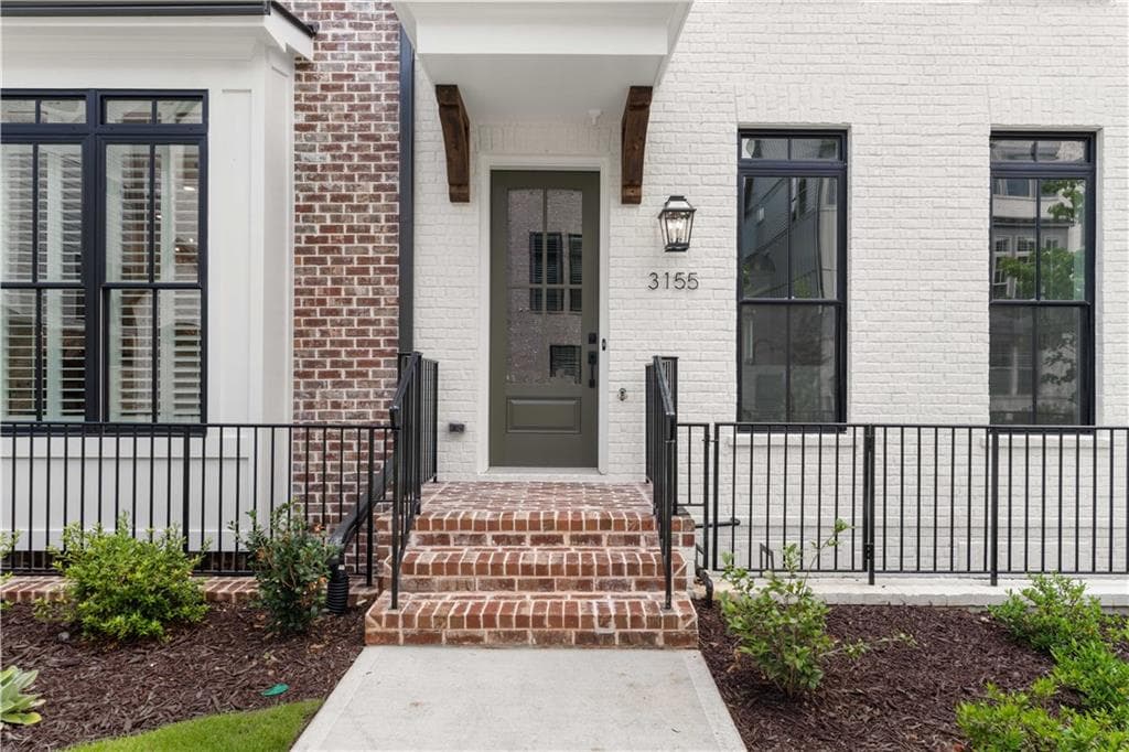 3 bedroom, 4 bathroom, 2,105 sq ft townhouse for sale at 3155 Paley Drive, Alpharetta, GA 30009 — photo 6