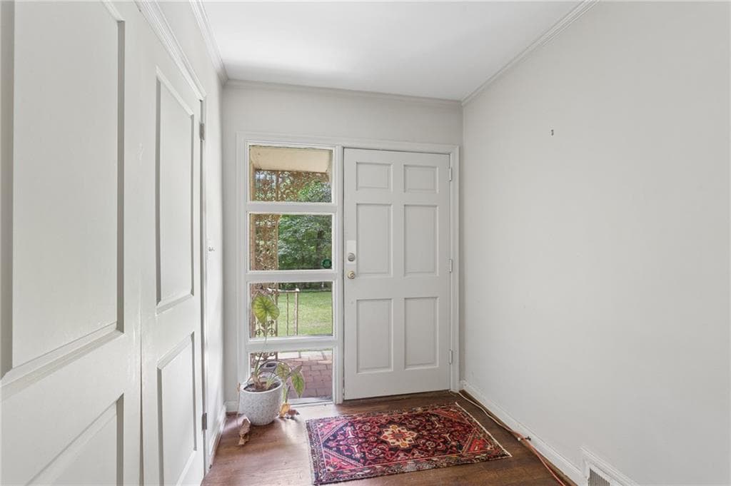 4 bedroom, 3 bathroom, 2,734 sq ft single family residence for sale at 1191 W Wesley Road, Atlanta, GA 30327 — photo 10