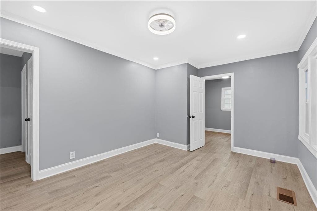 3 bedroom, 1 bathroom, 981 sq ft single family residence under contract at 500 Allendale Drive, Decatur, GA 30032 — photo 6