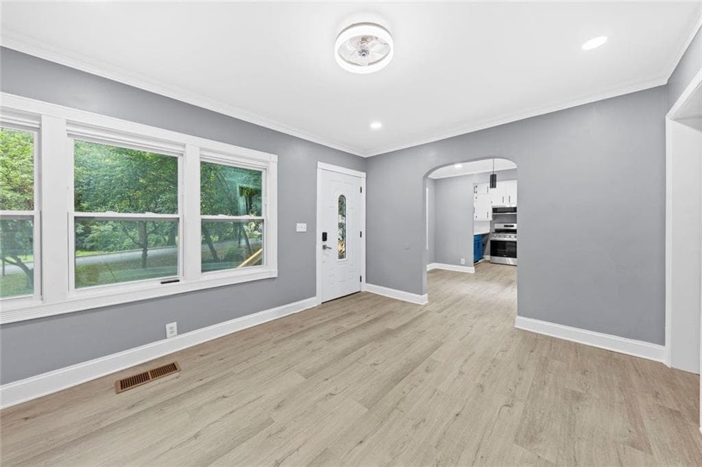 3 bedroom, 1 bathroom, 981 sq ft single family residence under contract at 500 Allendale Drive, Decatur, GA 30032 — photo 7