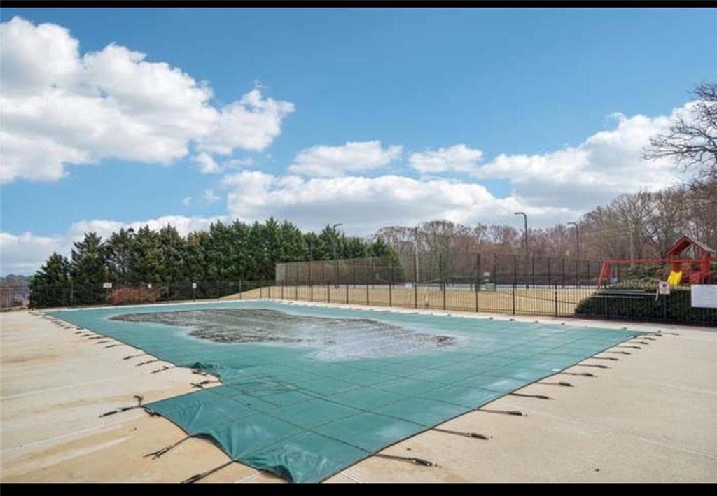 single family residence for sale at 693 Reece Drive, Hoschton, GA 30548 — photo 9