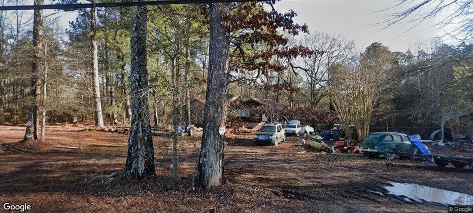 3 bedroom, 2 bathroom single family residence under contract at 594 Collinsworth Road, Palmetto, GA 30268 — photo 2