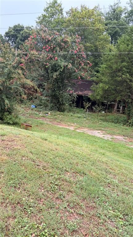 single family residence for sale at 982 S Broad Street, Commerce, GA 30529 — photo 7