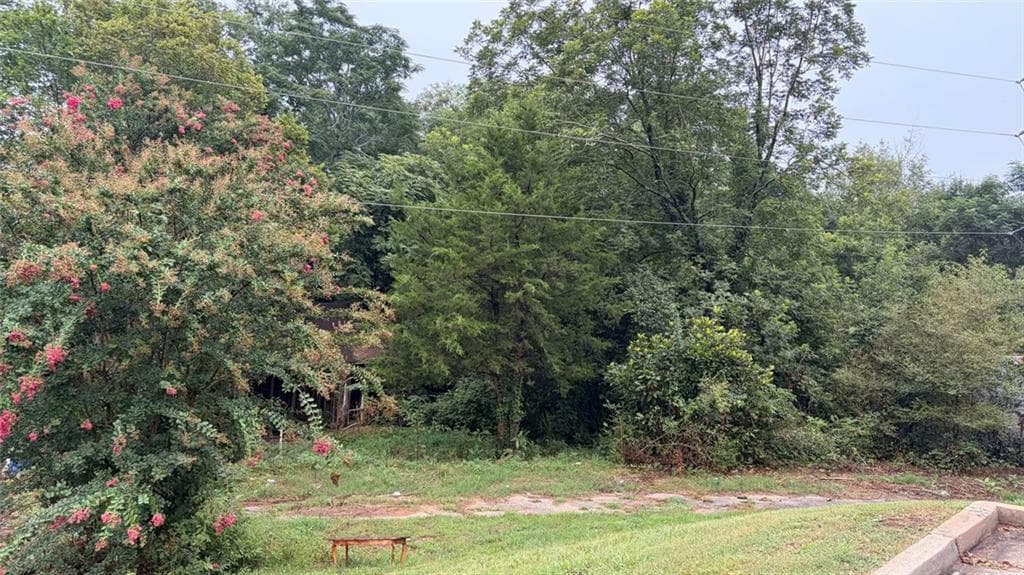 single family residence for sale at 982 S Broad Street, Commerce, GA 30529 — photo 8