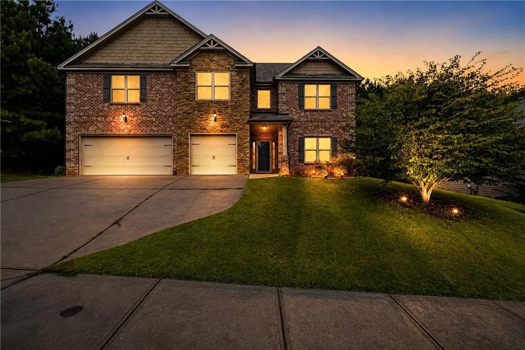 6 bedroom, 5 bathroom, 6,265 sq ft single family residence for sale at 4248 Caveat Court, Fairburn, GA 30213 — photo 2