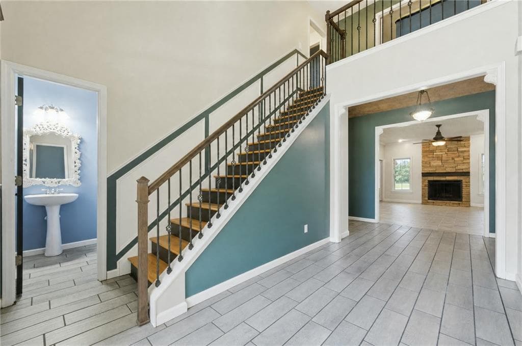 5 bedroom, 4 bathroom, 4,248 sq ft single family residence for sale at 5258 Amberton Court, Powder Springs, GA 30127 — photo 7