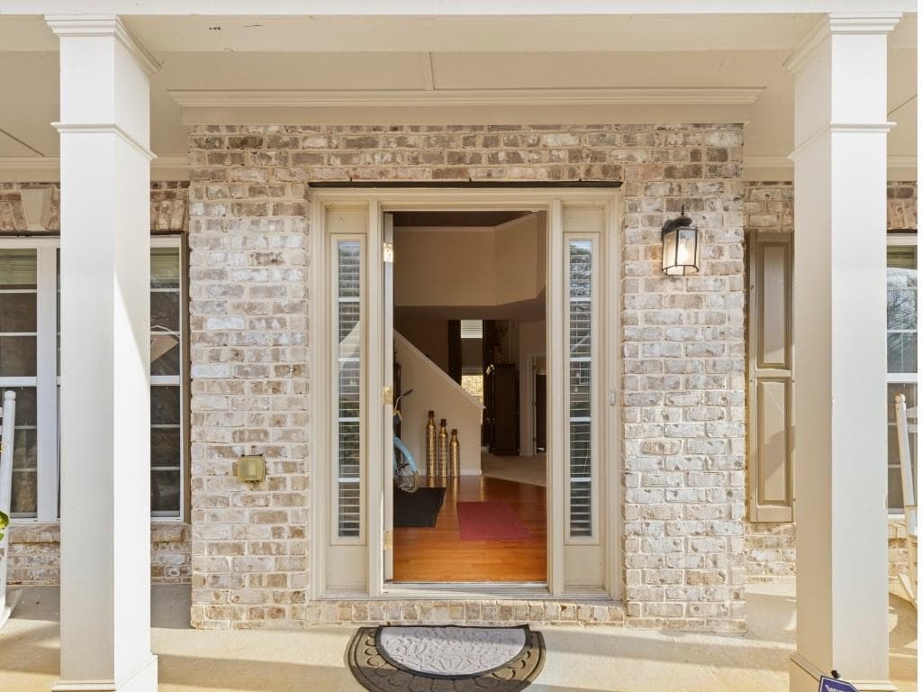 5 bedroom, 3 bathroom, 2,622 sq ft single family residence for sale at 3791 Vallecito Court, Lawrenceville, GA 30044 — photo 3