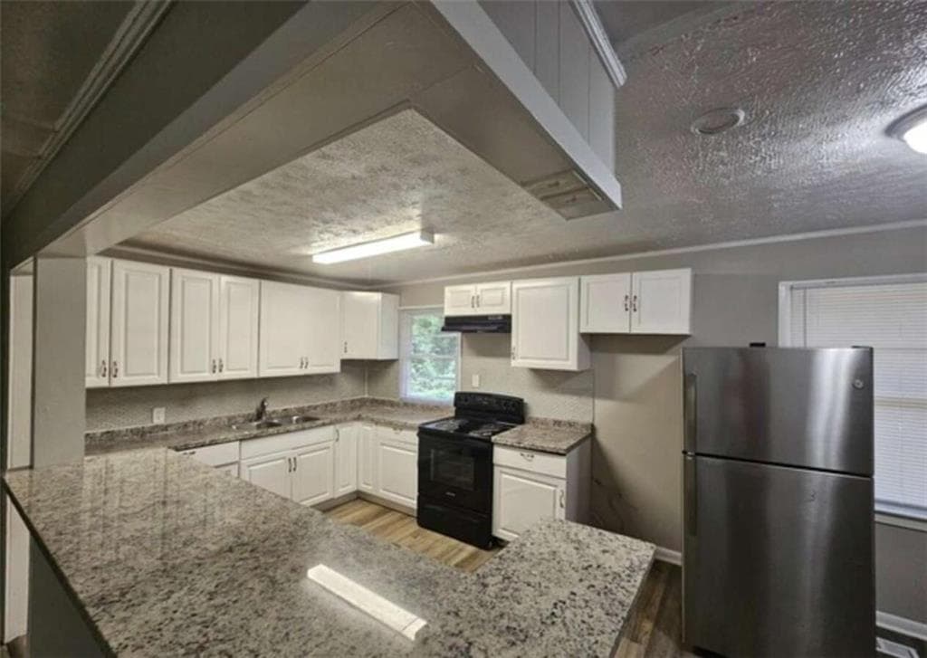 3 bedroom, 1 bathroom, 936 sq ft single family residence for sale at 3069 McKenzie Road, East Point, GA 30344 — photo 4