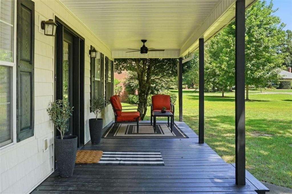 4 bedroom, 3 bathroom, 2,829 sq ft single family residence for sale at 195 Gateway Drive, Rocky Face, GA 30740 — photo 5