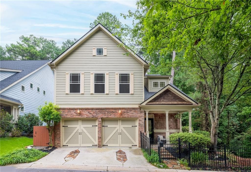 4 bedroom, 4 bathroom, 2,624 sq ft single family residence sold at 1929 Brantley Walk Lane, Atlanta, GA 30318