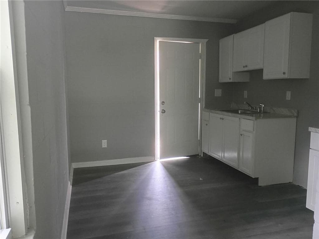 duplex for sale at 2420 16th Avenue, Columbus, GA 31901 — photo 4
