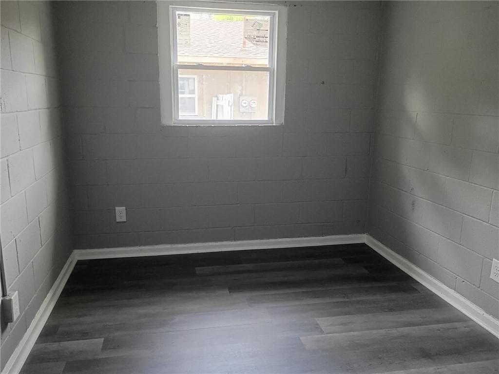 duplex for sale at 2420 16th Avenue, Columbus, GA 31901 — photo 5