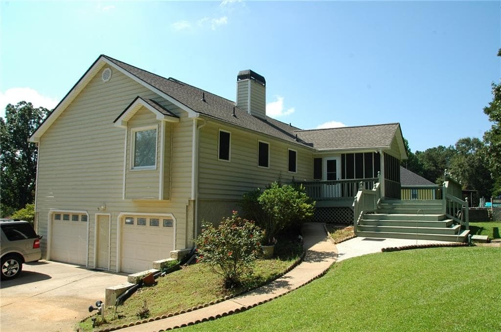 3 bedroom, 3 bathroom, 1,694 sq ft single family residence for sale at 400 Lambeth Drive, Hiram, GA 30141 — photo 4
