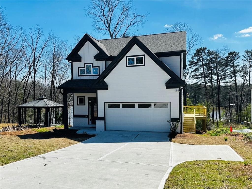 2 bedroom, 3 bathroom, 1,930 sq ft single family residence for rent at 6960 Diana Circle, Gainesville, GA 30506 for $2,450 a month