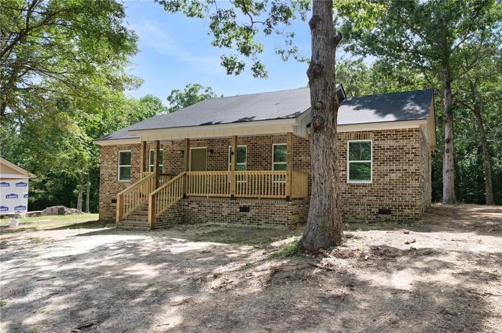 3 bedroom, 2 bathroom, 1,250 sq ft single family residence for rent at 135 Holly Creek Drive, Chatsworth, GA 30705 for $1,800 a month — photo 2