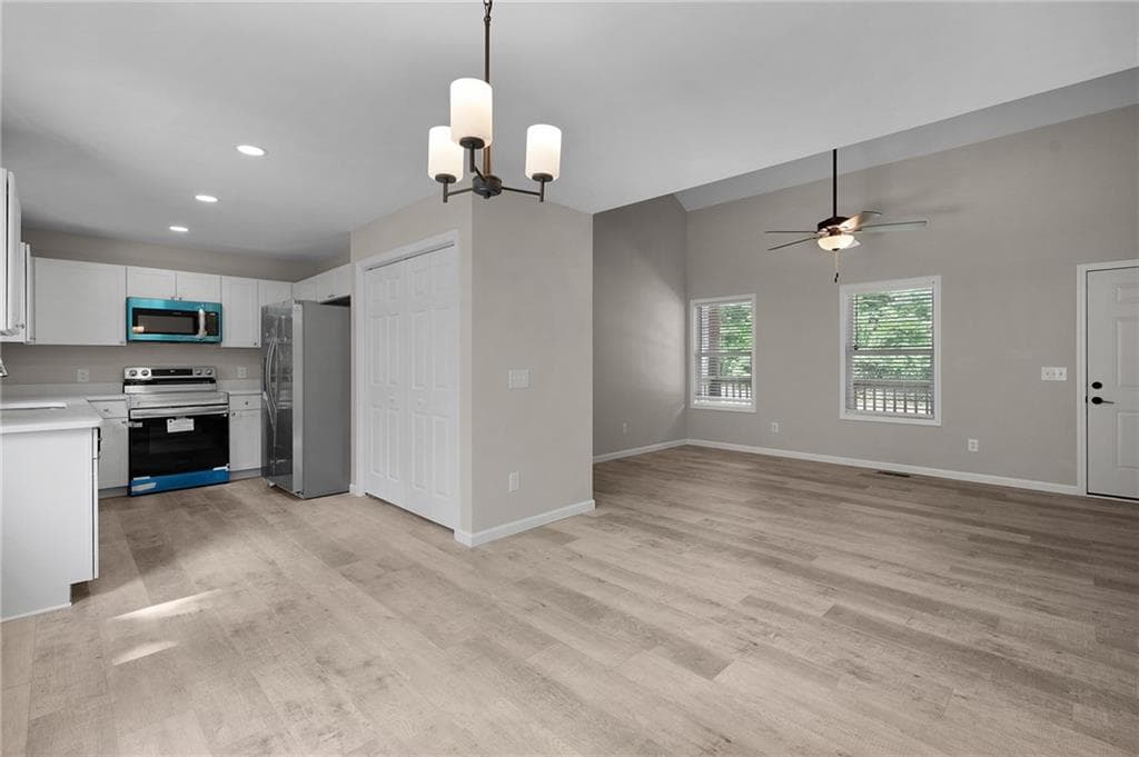 3 bedroom, 2 bathroom, 1,250 sq ft single family residence for rent at 135 Holly Creek Drive, Chatsworth, GA 30705 for $1,800 a month — photo 7