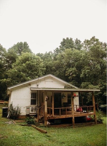 3 bedroom, 1 bathroom, 1,056 sq ft home for sale at 200 Old Woodring Road, Ellijay, GA