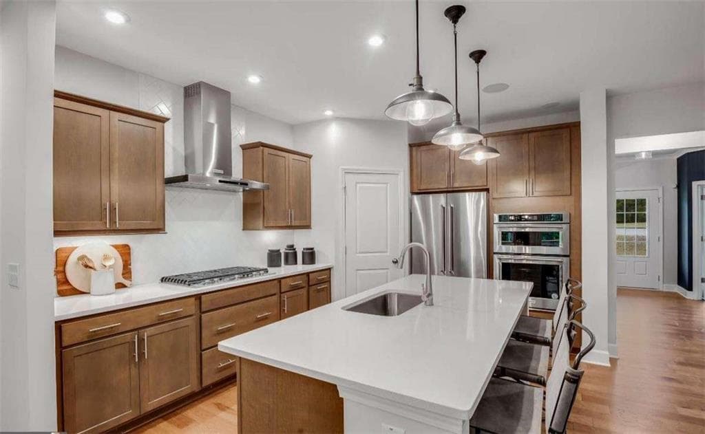 5 bedroom, 5 bathroom, 3,212 sq ft single family residence for rent at 74 Fairway Drive, Acworth, GA 30101 for $4,950 a month — photo 2