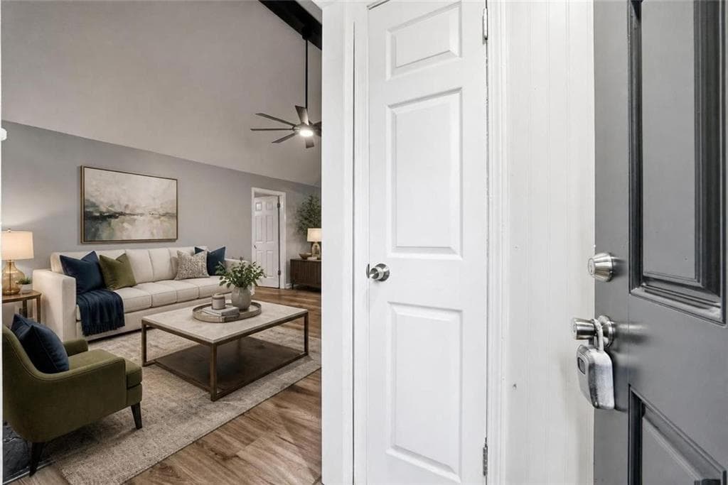 3 bedroom, 2 bathroom, 1,486 sq ft single family residence under contract at 4380 Cary Drive, Snellville, GA 30039 — photo 5