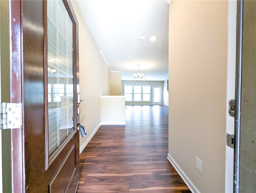 3 bedroom, 3 bathroom, 1,873 sq ft townhouse for sale at 5925 Shiloh Woods Drive, Cumming, GA 30040 — photo 3
